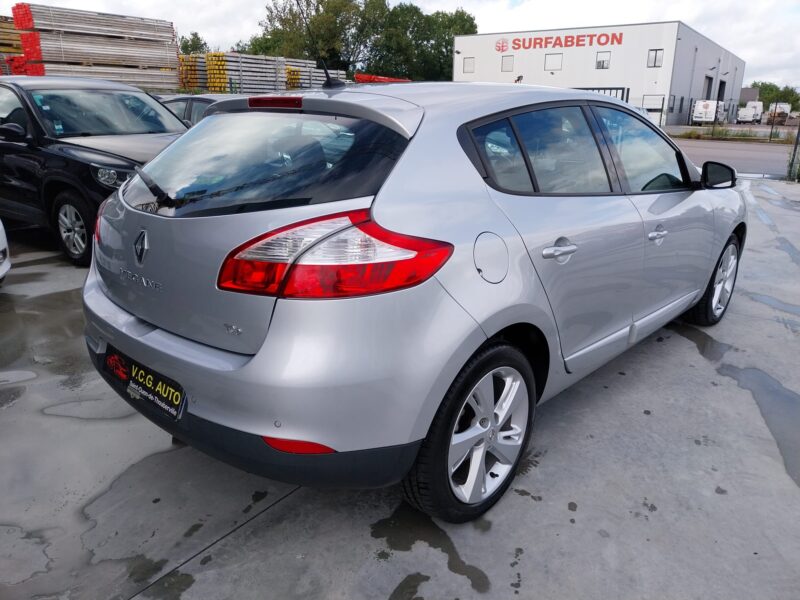 RENAULT MEGANE III 1.2 TCe 115 Dynamique