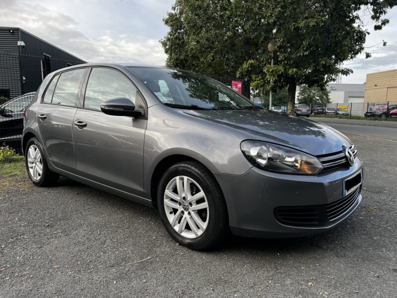 VOLKSWAGEN GOLF VI 2011