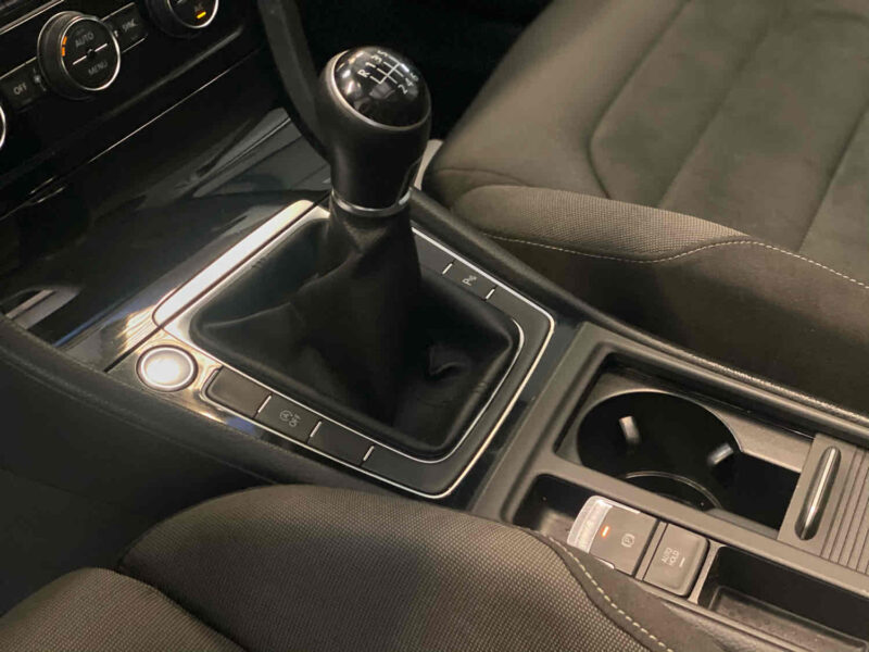 VOLKSWAGEN GOLF VII 2017