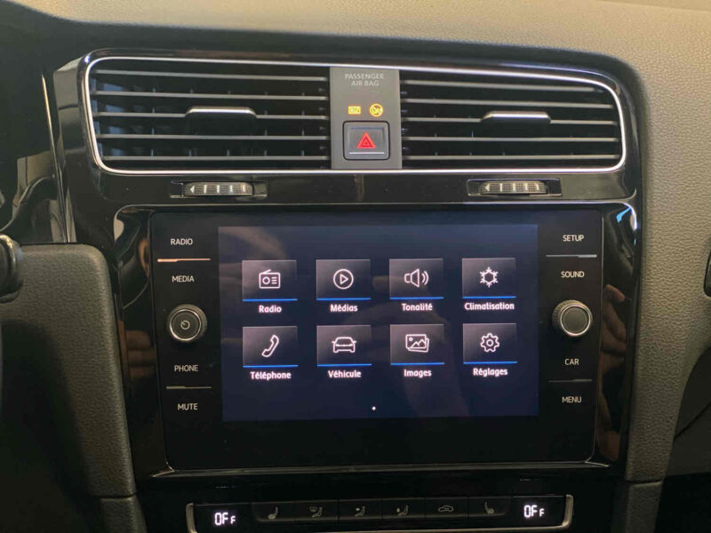 VOLKSWAGEN GOLF VII 2017