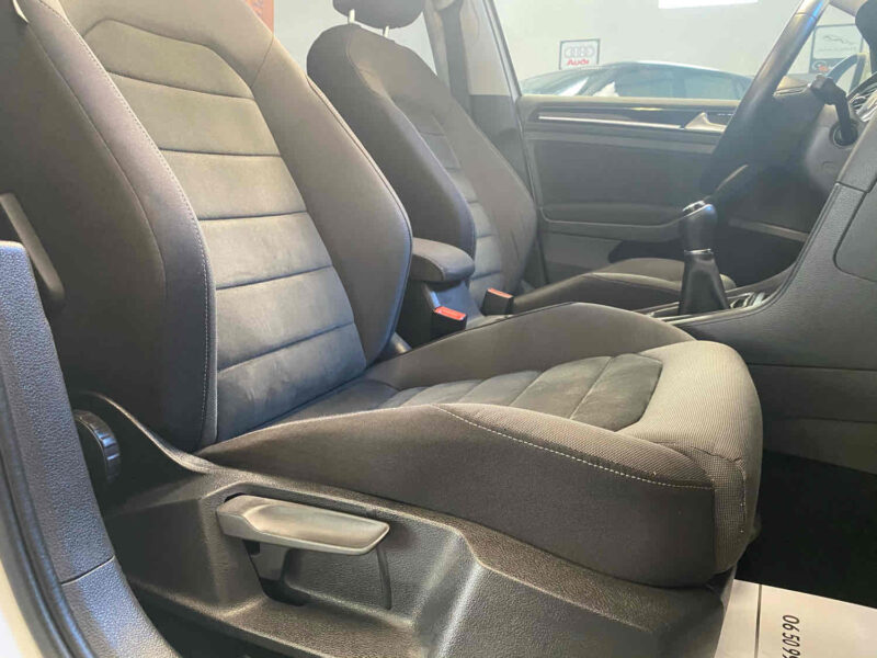 VOLKSWAGEN GOLF VII 2017