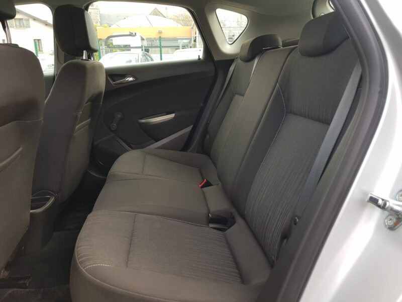 OPEL ASTRA J 1.6i 115CV COSMO