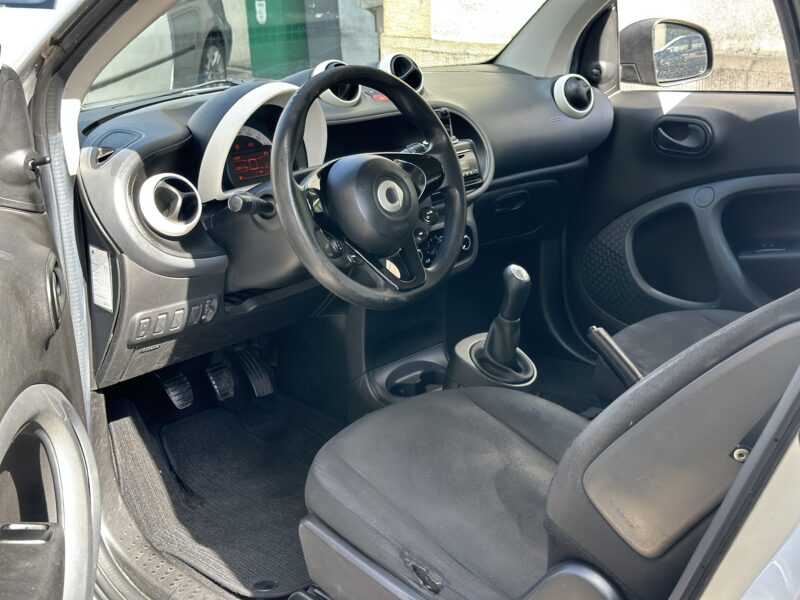 SMART FORTWO 1.0 BASIS PAYEZ EN 4 X