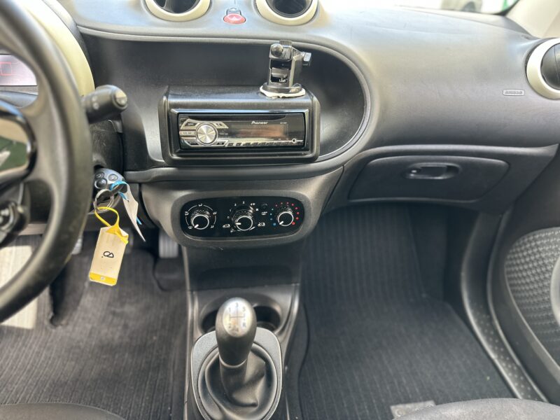 SMART FORTWO 1.0 BASIS PAYEZ EN 4 X