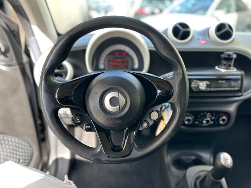 SMART FORTWO 1.0 BASIS PAYEZ EN 4 X