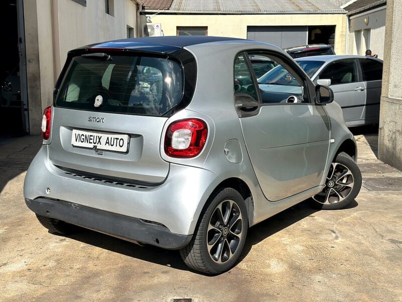 SMART FORTWO 1.0 BASIS PAYEZ EN 4 X