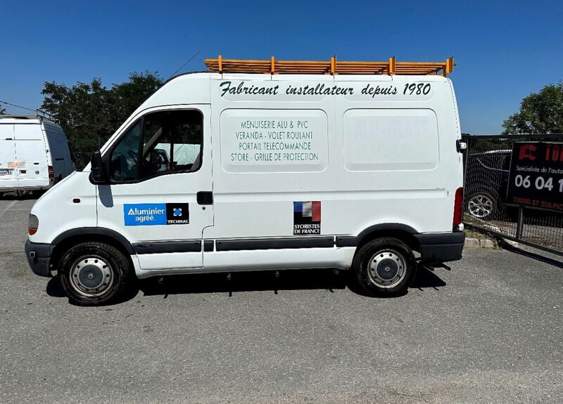 RENAULT MASTER II Camionnette 2001