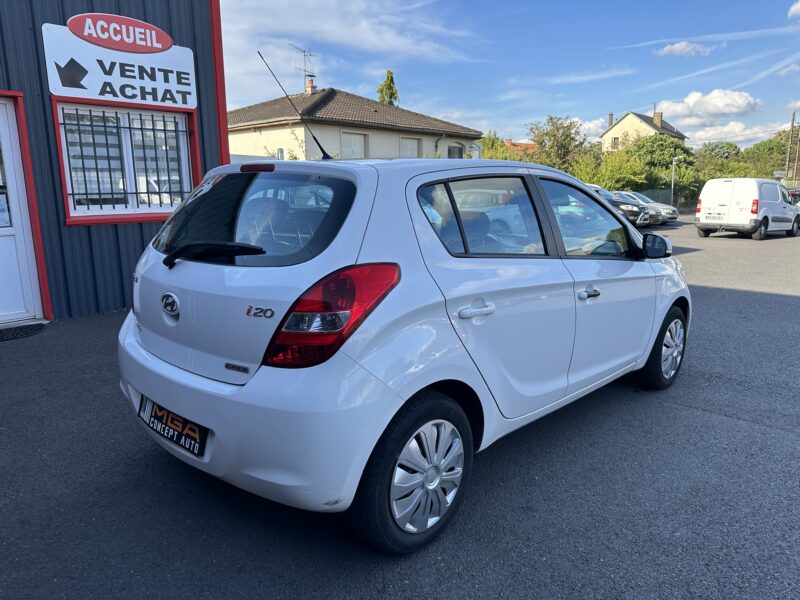 HYUNDAI i20 I 2012
