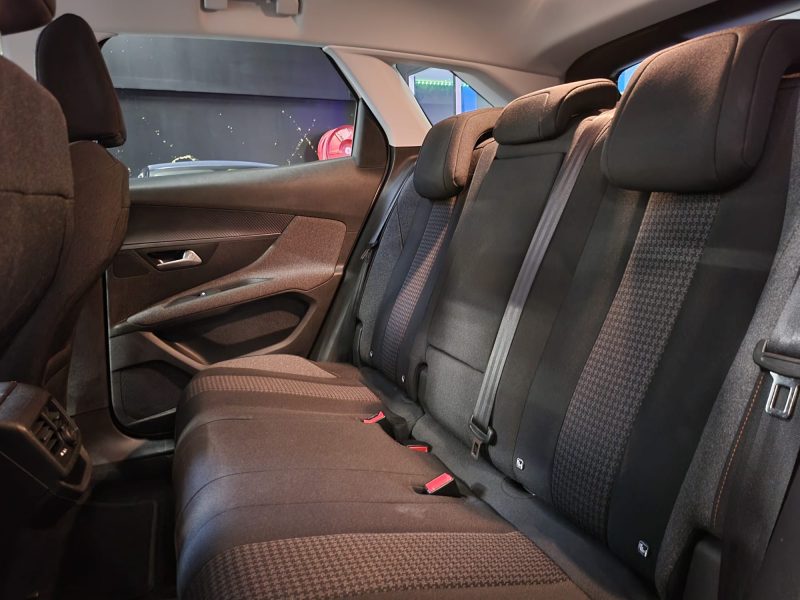 PEUGEOT 3008 1.5 BLUE HDI 130 ACTIVE BUSINESS 2ème MAIN