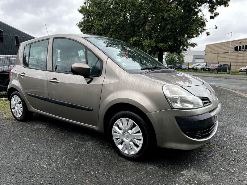 RENAULT MODUS / GRAND MODUS 2011