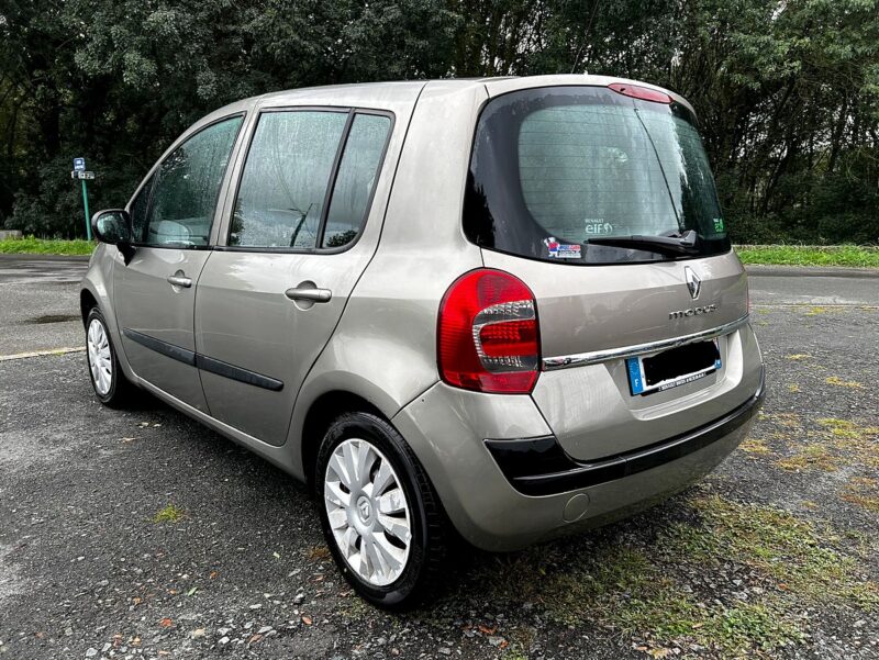 RENAULT MODUS / GRAND MODUS 2011