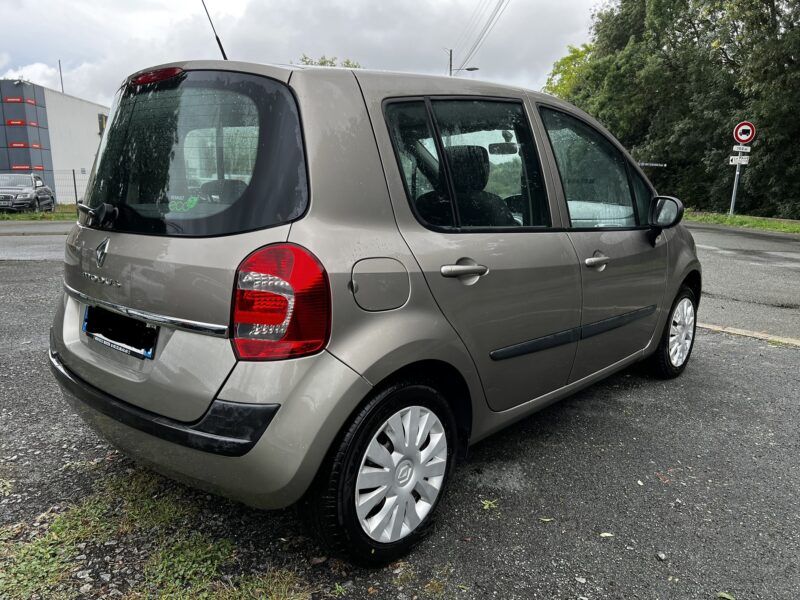 RENAULT MODUS / GRAND MODUS 2011