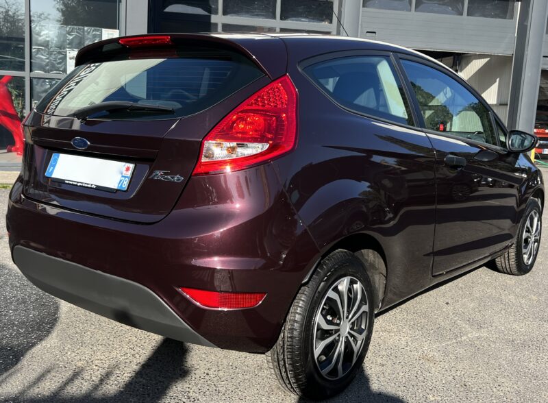 FORD FIESTA 5 V 1250 60 Cv 1ERE MAIN / 4528 Kms ORIGINE FRANCE - Garantie1an