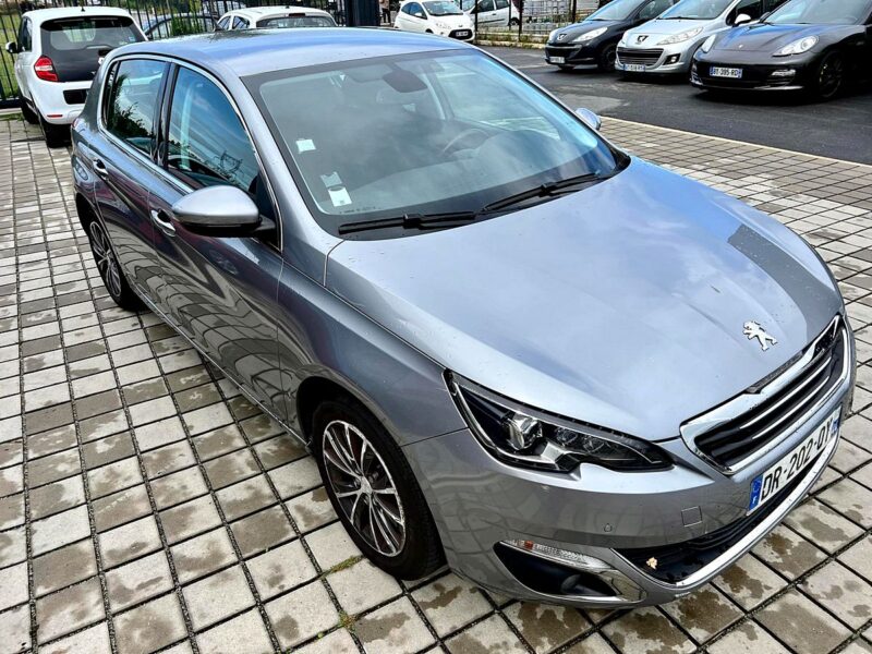 PEUGEOT 308 1.6L BlueHDi 120ch BVM6 ALLURE