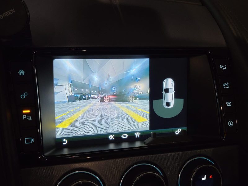 JAGUAR F-TYPE CABRIOLET 3.0 V6 340cv R-Dynamic BVA // CAMERA DE RECUL/OUVERTURE CLAPETS/SIEGES ELECT