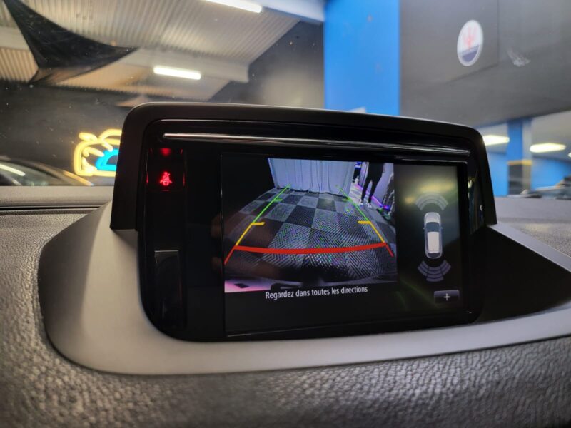 RENAULT MEGANE III 1.2 TCe 132cv BOSE TOIT OUVRANT / CAMERA