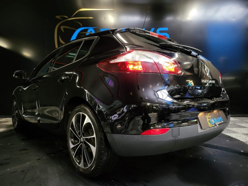 RENAULT MEGANE III 1.2 TCe 132cv BOSE TOIT OUVRANT / CAMERA