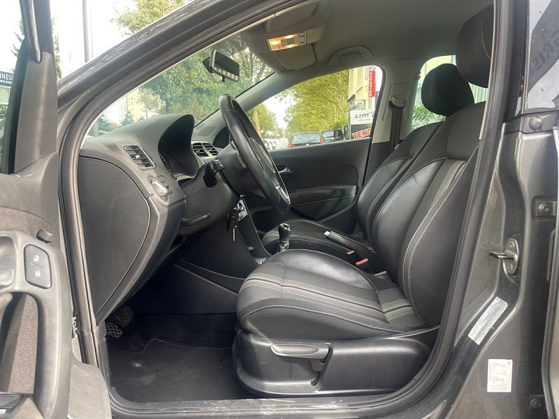 VOLKSWAGEN POLO V 2012