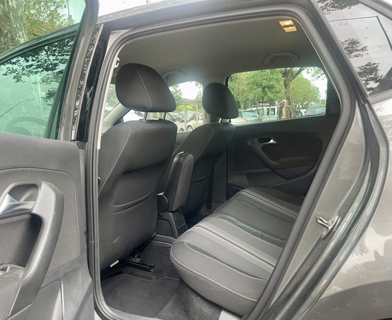 VOLKSWAGEN POLO V 2012