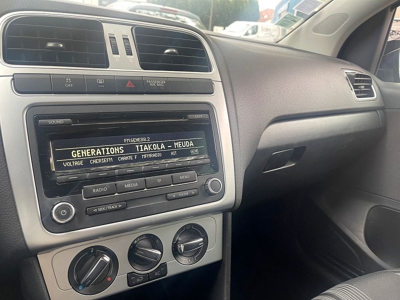 VOLKSWAGEN POLO V 2012