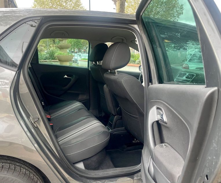 VOLKSWAGEN POLO V 2012