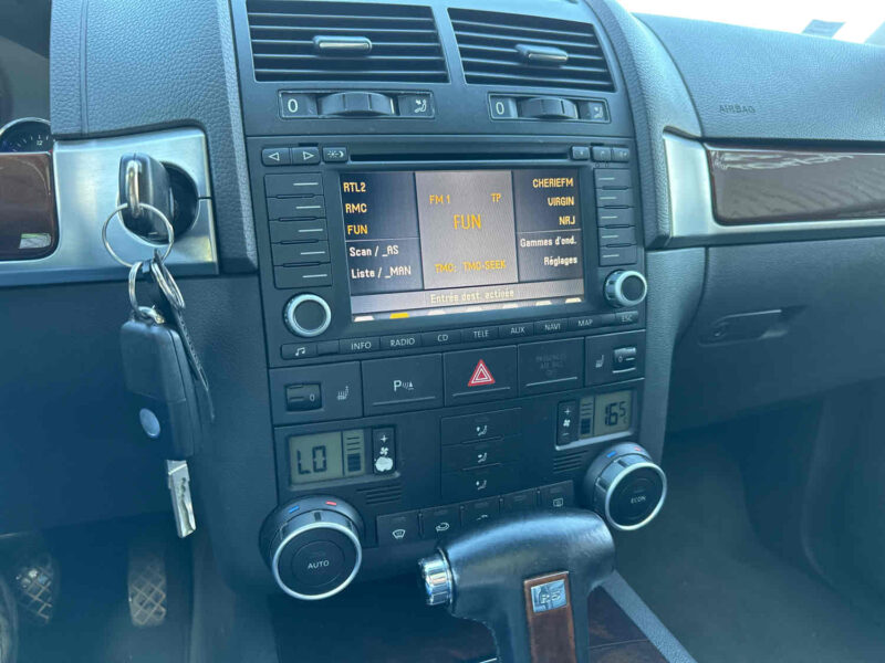 VOLKSWAGEN TOUAREG 2004