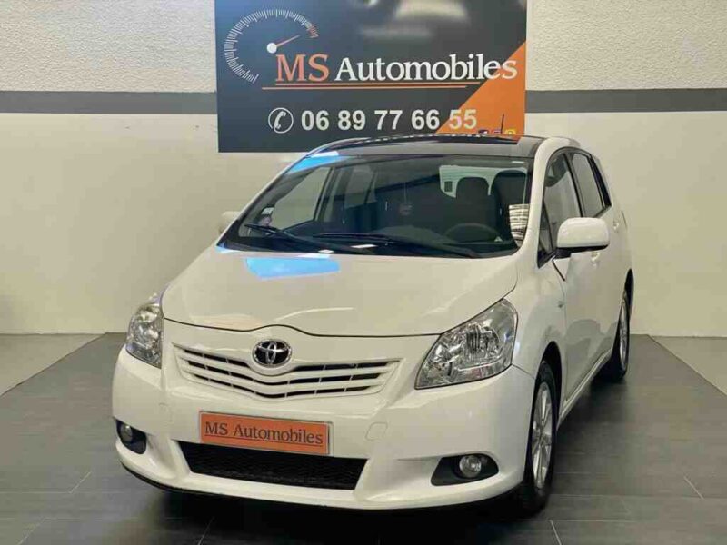 TOYOTA VERSO 2012