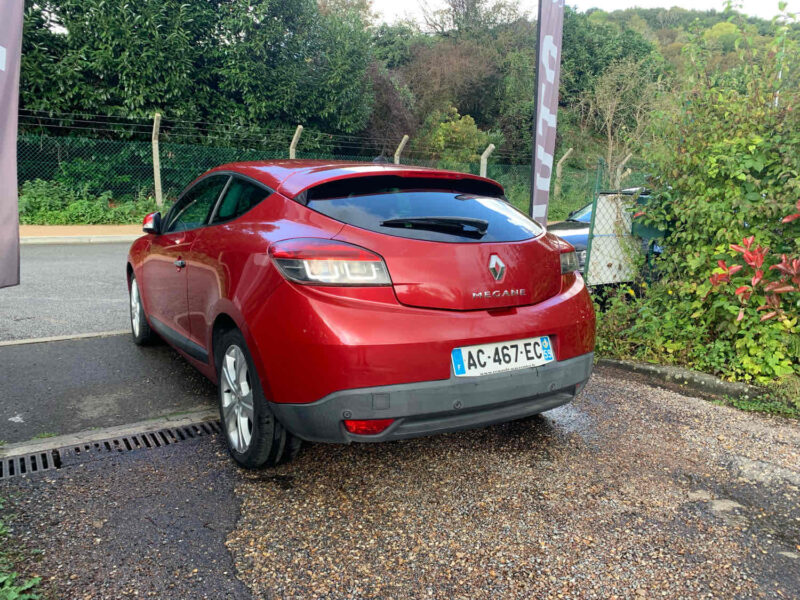 RENAULT MEGANE III Coupé 1.9DCI 131CV