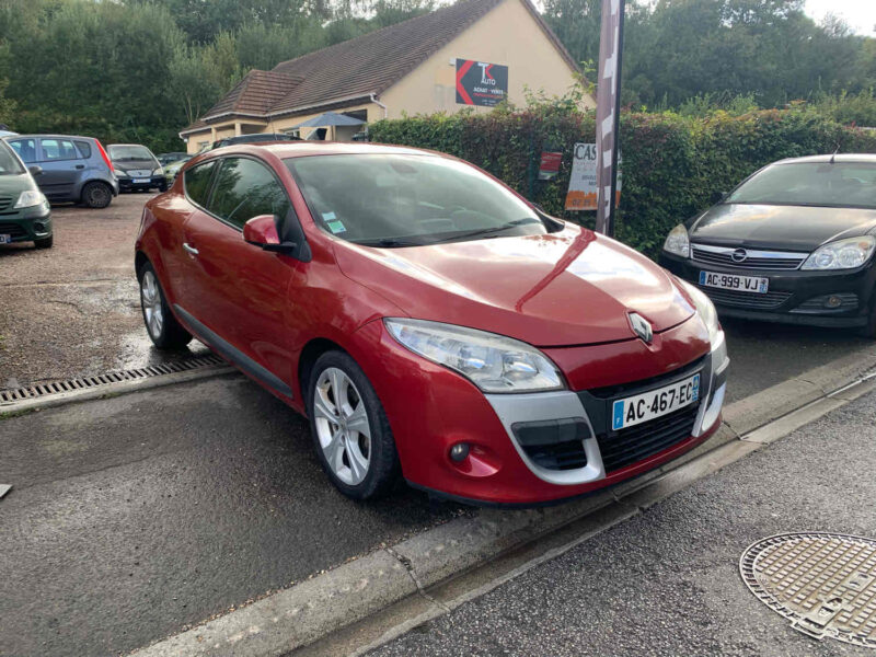 RENAULT MEGANE III Coupé 1.9DCI 131CV