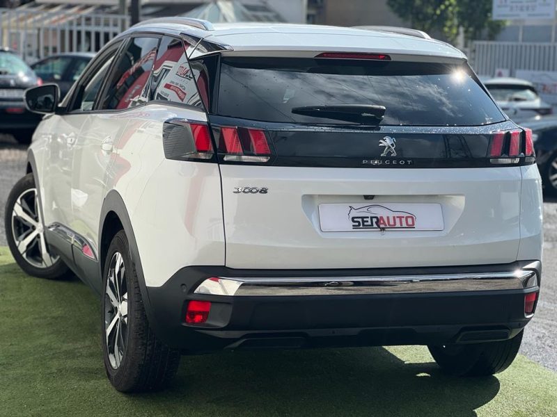 PEUGEOT 3008 SUV 2018