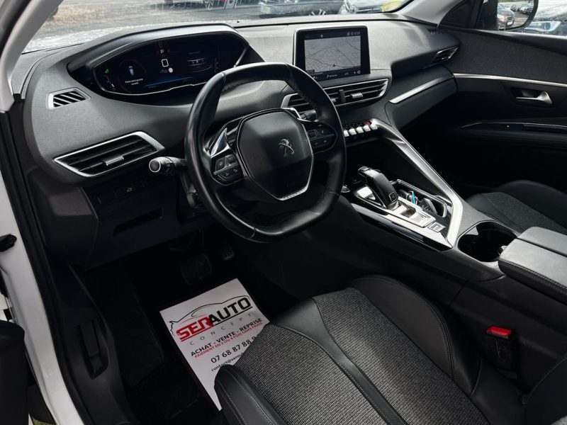 PEUGEOT 3008 SUV 2018