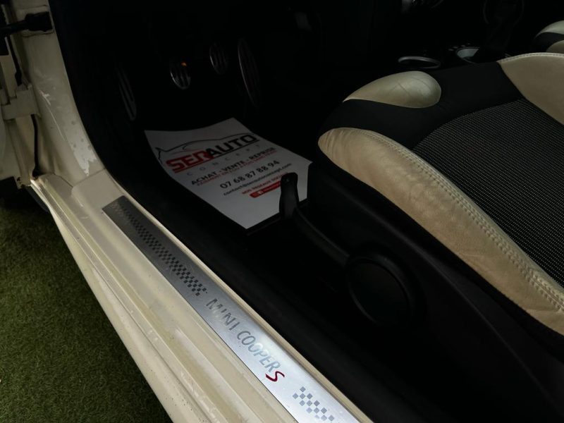 MINI MINI CLUBMAN 2009