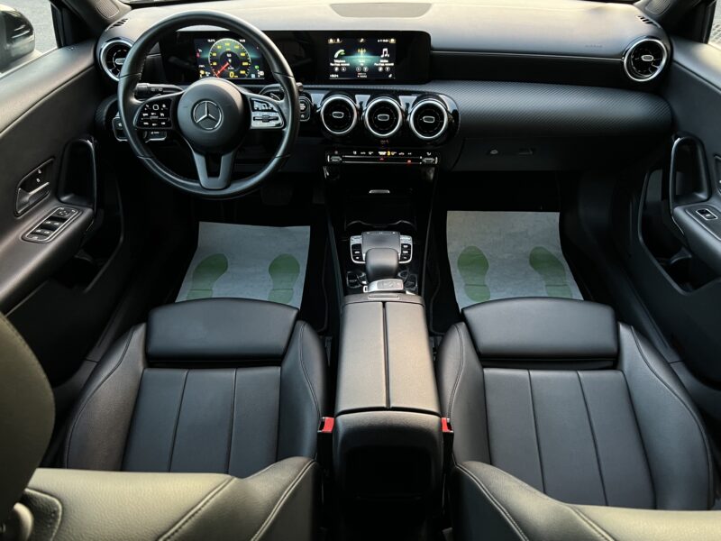 MERCEDES CLASSE A IV 180D 116 Cv 1ERE MAIN BOITE AUTO 7G CUIR GRAND ECRAN FULL LEDS - Garantie1an