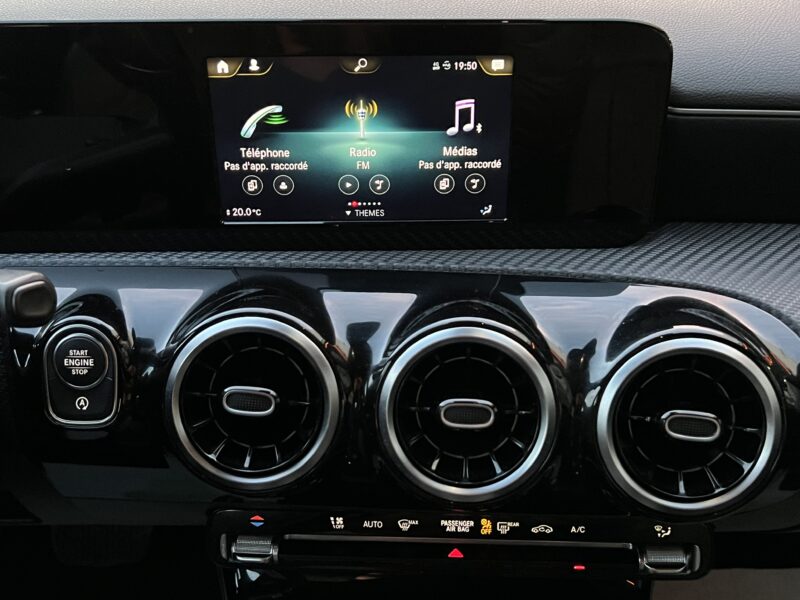 MERCEDES CLASSE A IV 180D 116 Cv 1ERE MAIN BOITE AUTO 7G CUIR GRAND ECRAN FULL LEDS - Garantie1an