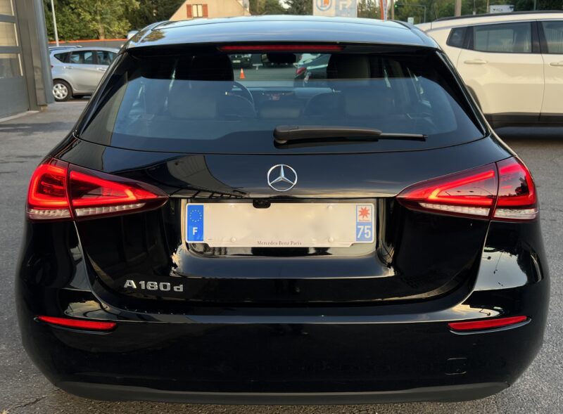 MERCEDES CLASSE A IV 180D 116 Cv 1ERE MAIN BOITE AUTO 7G CUIR GRAND ECRAN FULL LEDS - Garantie1an
