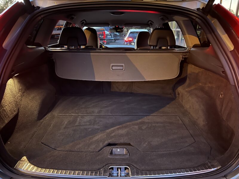 VOLVO XC60 PHASE 2 II D4 2.0 180 Cv BOITE AUTO CUIR GPS BLUETOOTH CRIT AIR 2 - Garantie1an