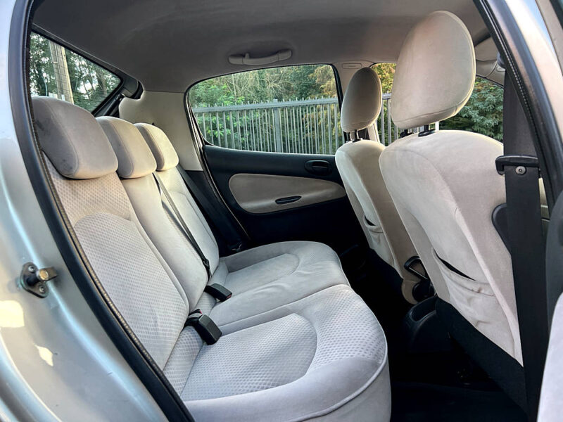 PEUGEOT 206 PHASE 2 NAVTECH 1.4 90 Cv 5 PORTES / BLUETOOTH CLIMATISATION - Garantie1an