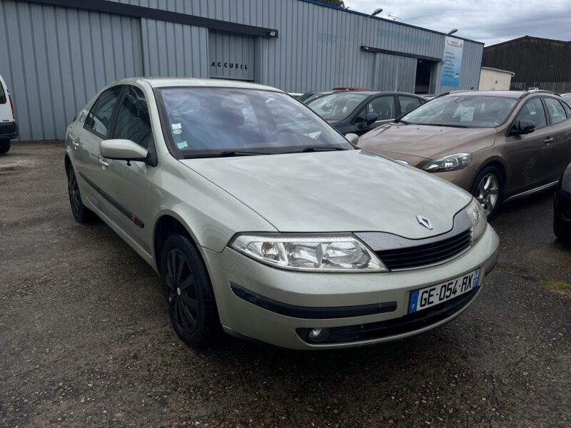 RENAULT LAGUNA 2001