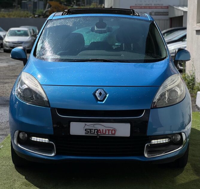 RENAULT SCÉNIC III 2012