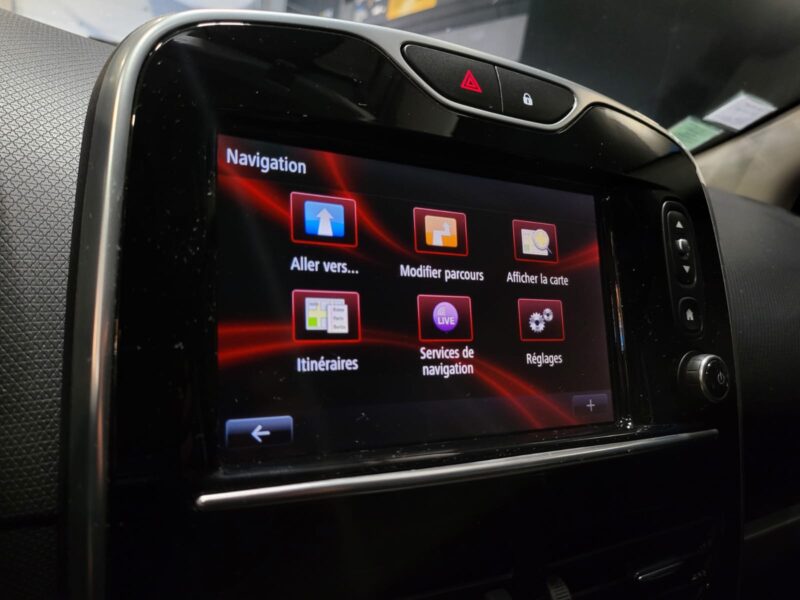 RENAULT CLIO IV 1.5 dCi 90cv GT-Line // ACCES MAINS LIBRE/RADAR-AR/CAMERA DE RECUL