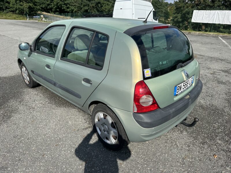 RENAULT CLIO II 2003