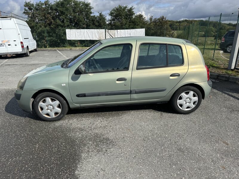 RENAULT CLIO II 2003