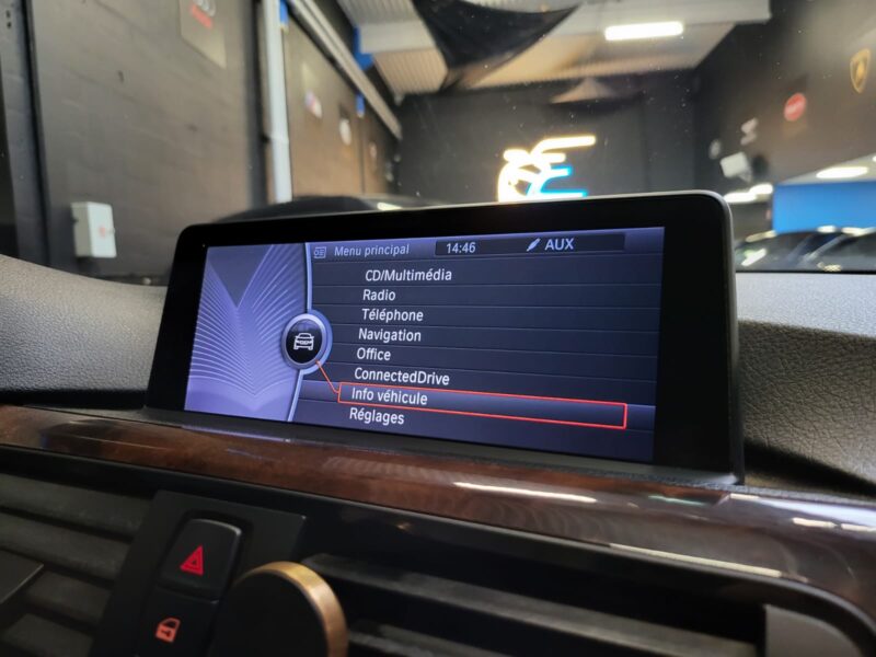 BMW SERIE 3 320d 184CH BVA8 LUXURY / APPLE CARPLAY+CIEL ETOILES+CAMERA