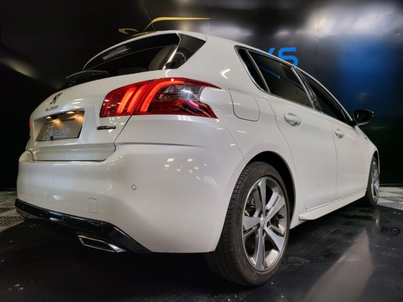 PEUGEOT 308 II 1.2 PureTech 130cv GT LINE 1ER MAIN TOIT PANORAMIQUE / CARPLAY / CAMERA / KEYLESS
