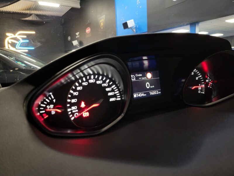 PEUGEOT 308 II 1.2 TH 110cv ALLURE 