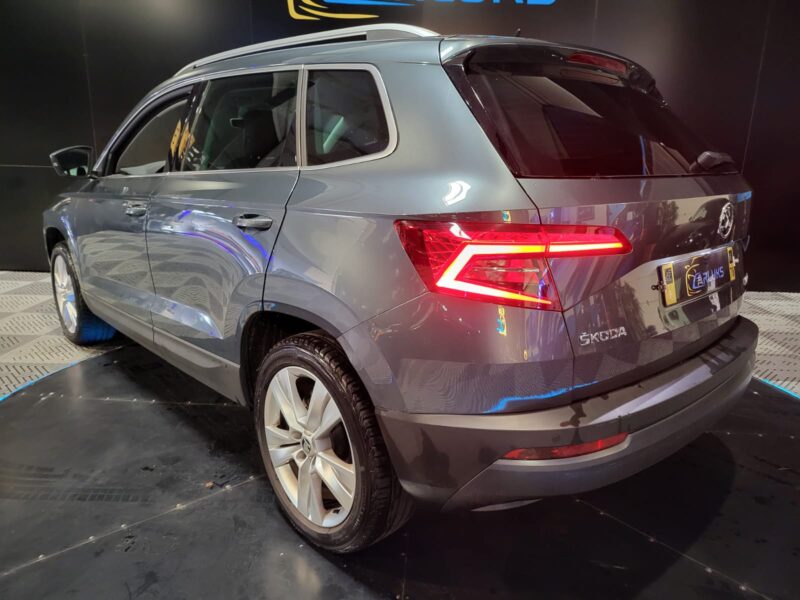 SKODA KAROQ 1.5 TSI 150cv ACT Style 4X4 DSG7 // APPLE CARPLAY/HAYON ELECTRIQUE/ATTELAGE AMOVIBLE