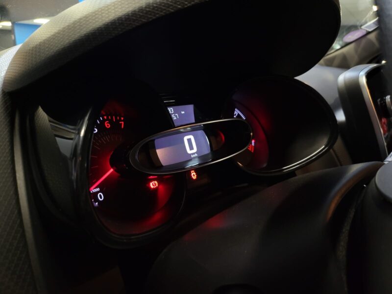 RENAULT CLIO IV 1.2L 16V 75CH LIFE PREMIERE MAIN FAIBLE KILOMETRAGE ENTRETIEN RENAULT