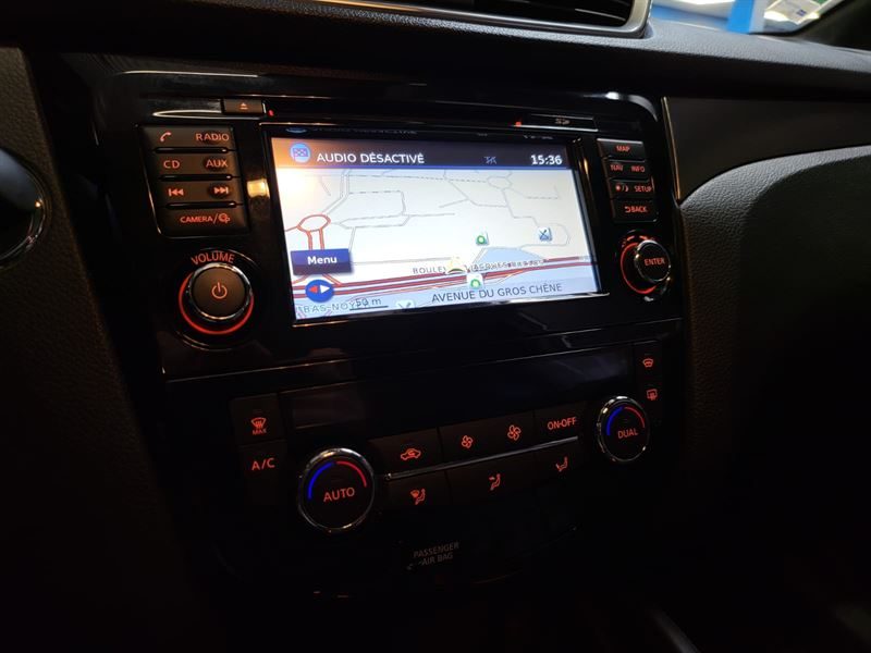 NISSAN QASHQAI 1.2 DIG-T 115 cv TEKNA+ / TOIT PANO / CAMERA 360 / BOSE / SIEGES ELECTRIQUES