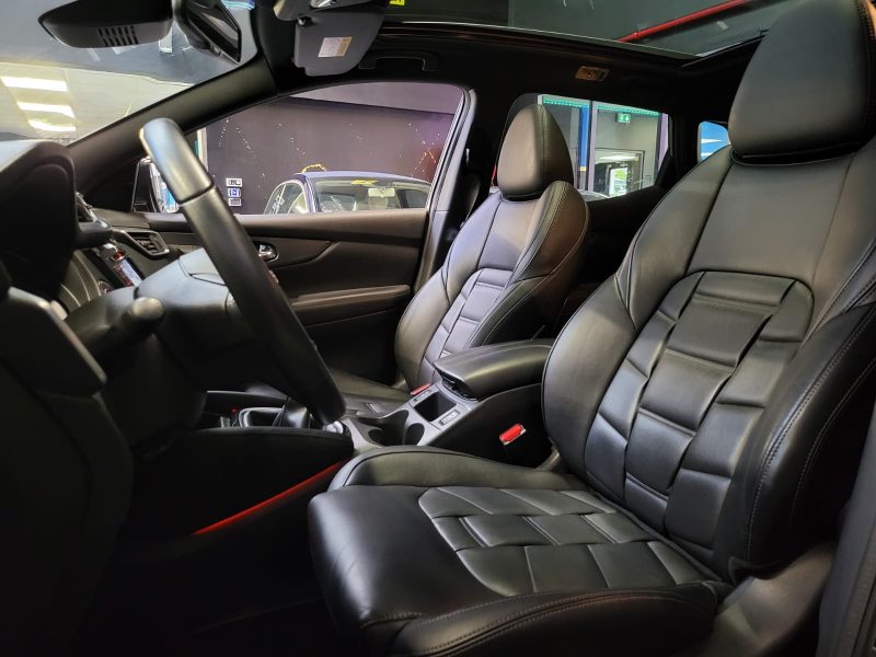 NISSAN QASHQAI 1.2 DIG-T 115 cv TEKNA+ / TOIT PANO / CAMERA 360 / BOSE / SIEGES ELECTRIQUES