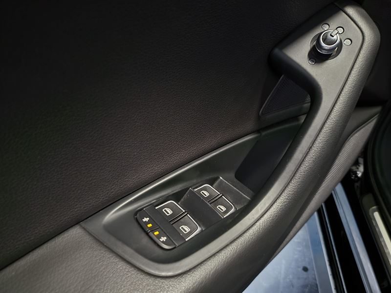 AUDI A6 2.0 TDI 150cv AVUS  /SIEGE ELECTRIQUE+CAMERA+SIEGE CHAUFFANT/